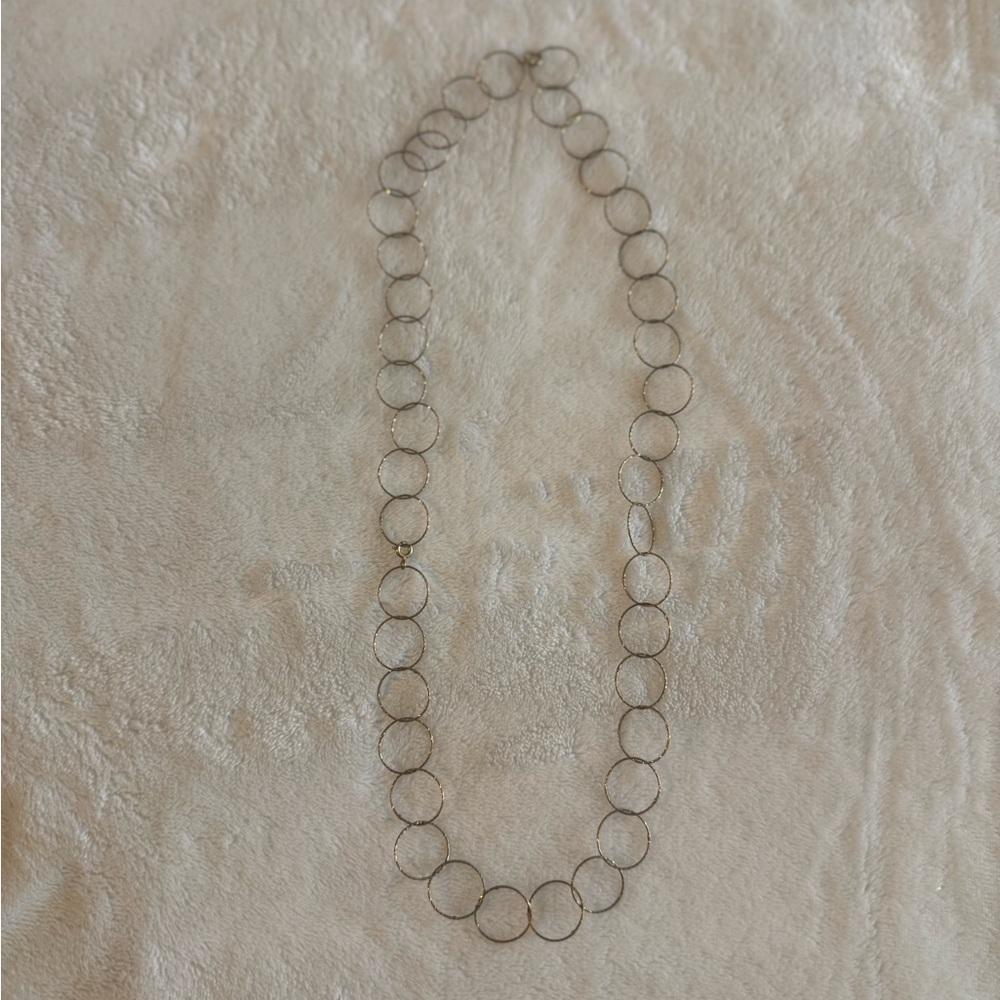 Elegant Gold Circle Link Necklace